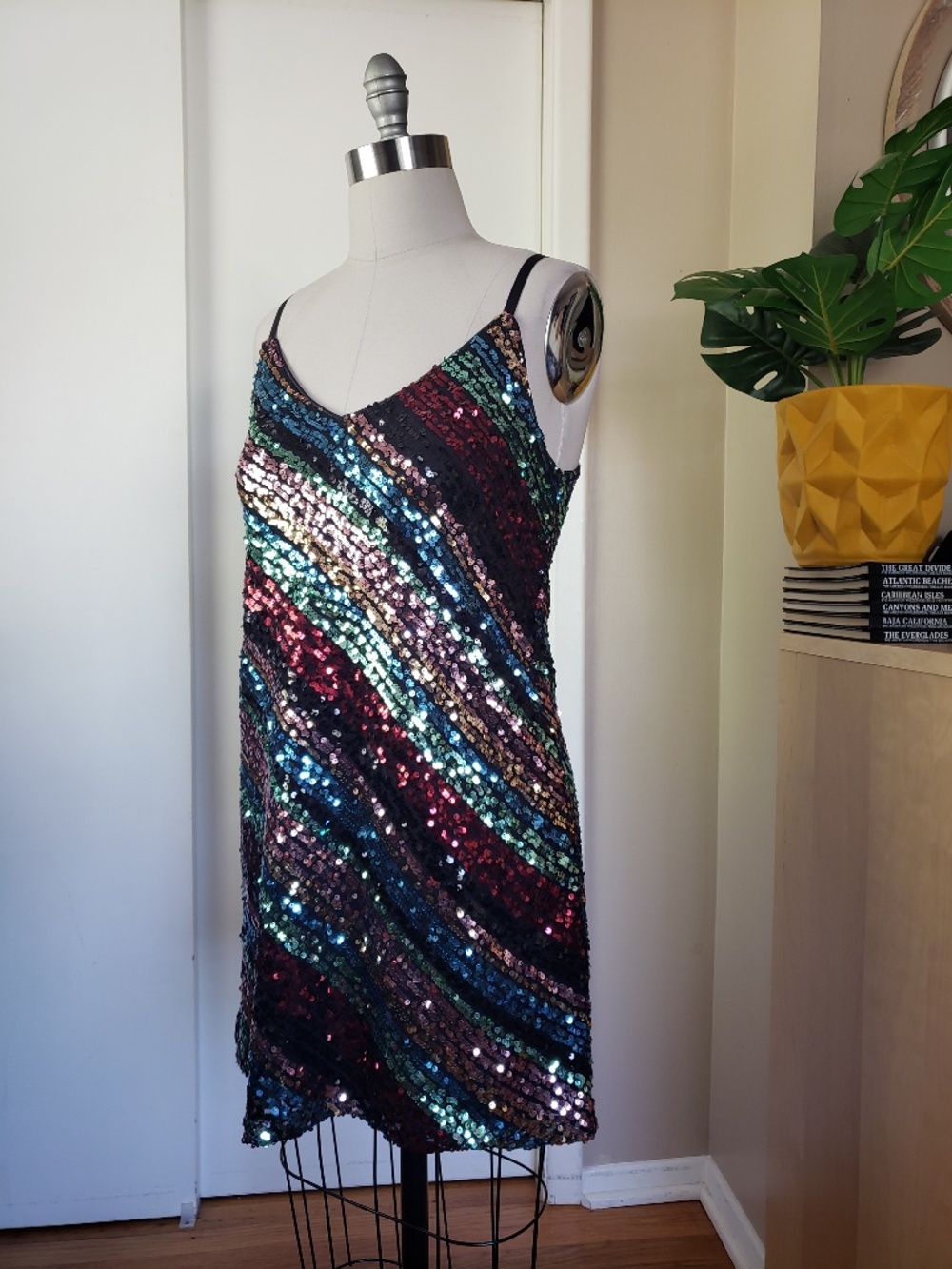 Cocktail Party Sequin Dress Size Medium